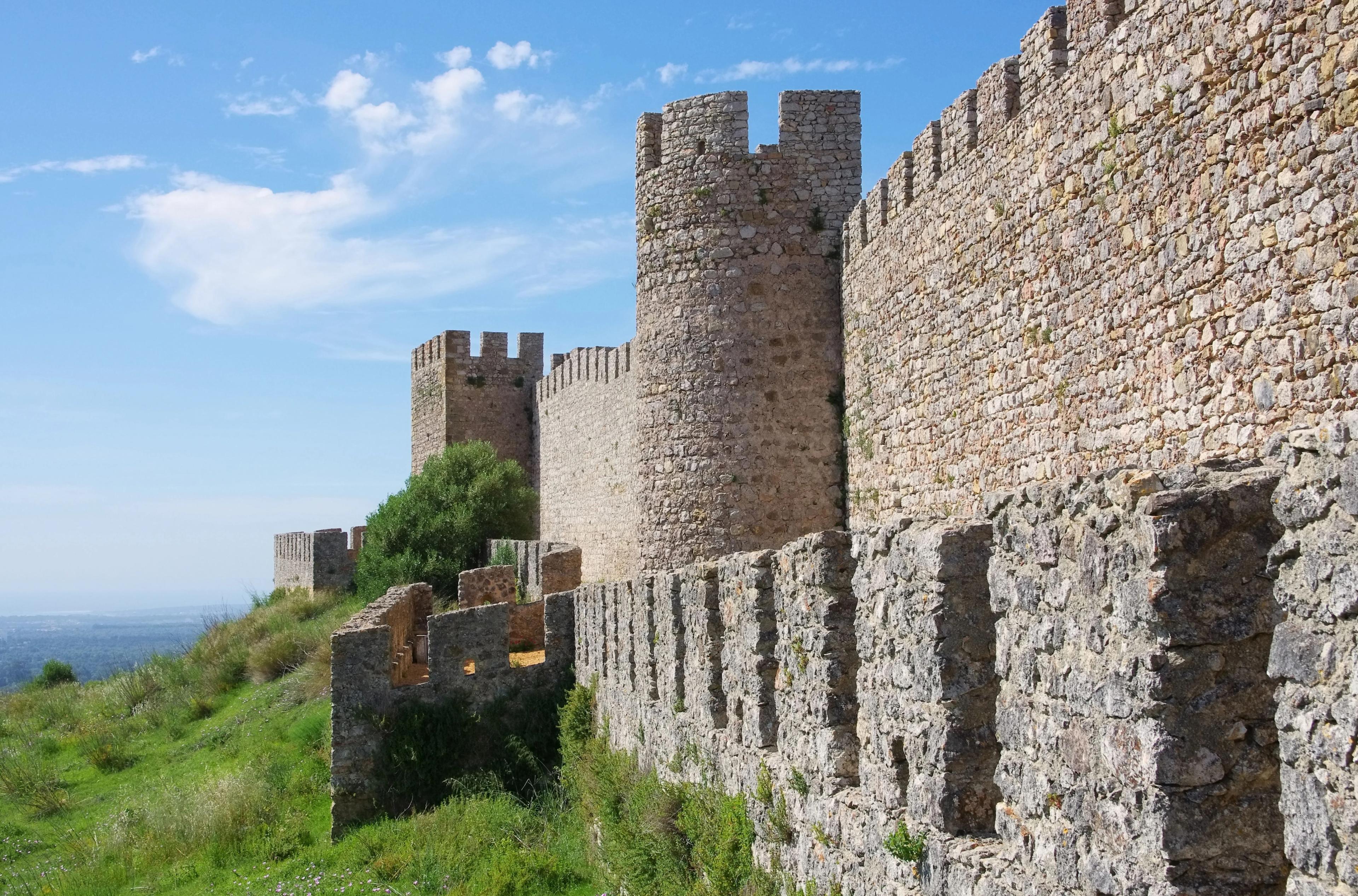 The Santiago do Cacém castle image 1