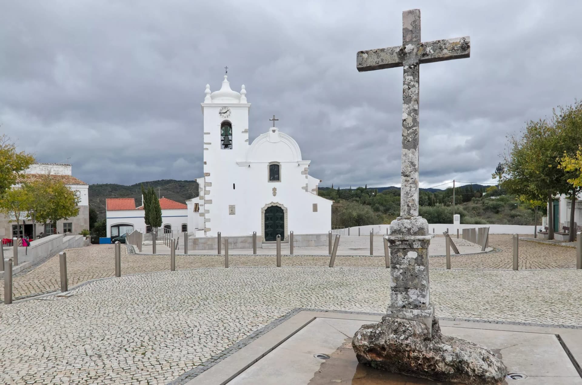 Church of the village of Querenca in Loule. Algarve, Portugal